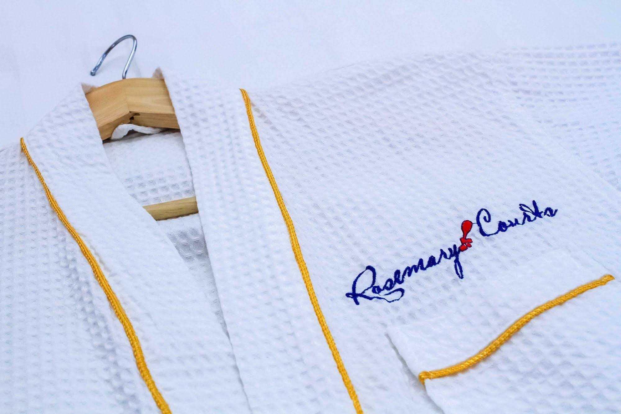 Rosemary Courts Entebbe Exterior foto